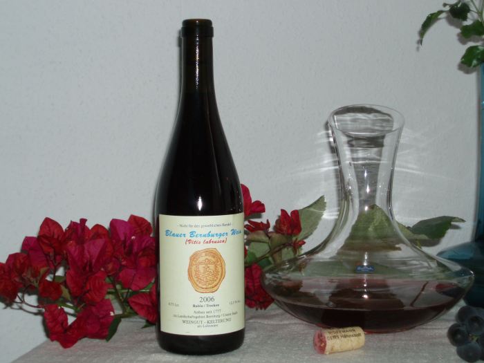 Blauer Bernburger Wein Jahrgang 2006